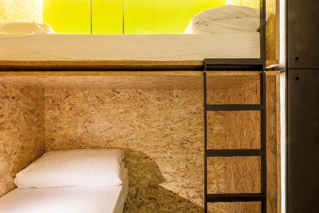 TWIN STANDARD Room, Bastardo Hostel, Madrid