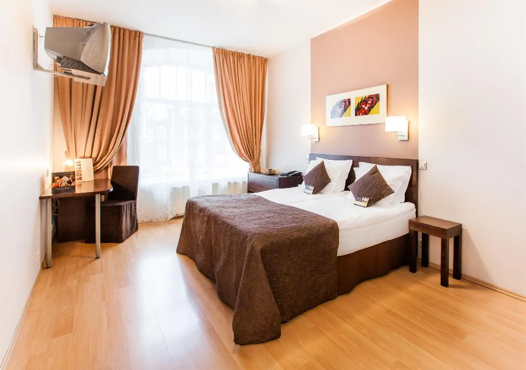 Double or Twin CAPACITY 1 Room, City Hotel Tallinn, Tallinn