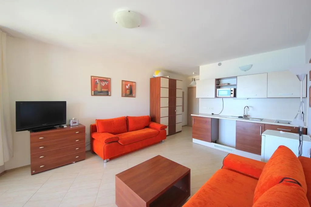 STUDIO SEA VIEW Room, Menada Grand Resort Apartments, Bourgas