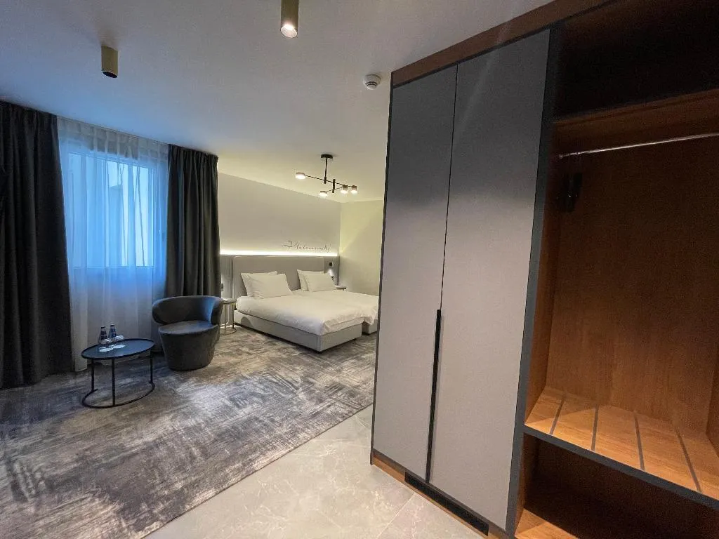 STUDIO STANDARD Room, Art Boutique ApartHotel, Krakow