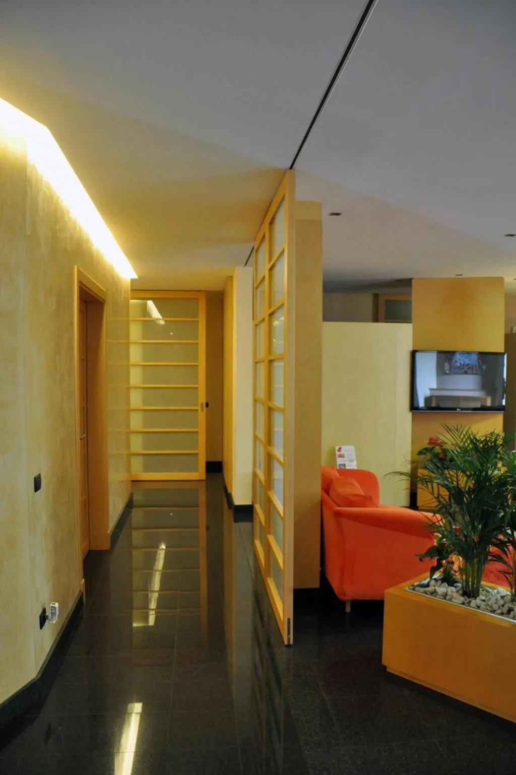 Lobby, B&B HOTEL Bergamo Executive, Milan