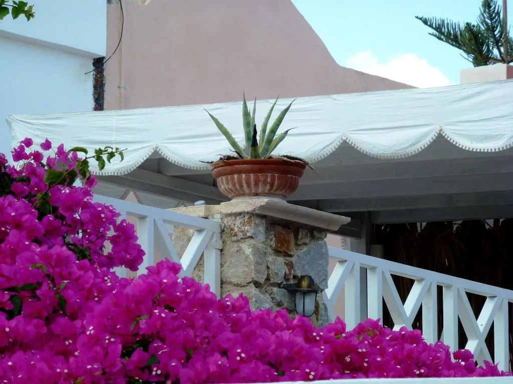 General view, Atalos Suites, Santorini