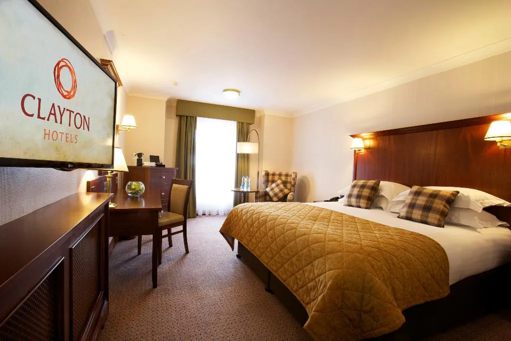 DOUBLE EXECUTIVE Room, Clayton Hotel Ballsbridge, Dublin