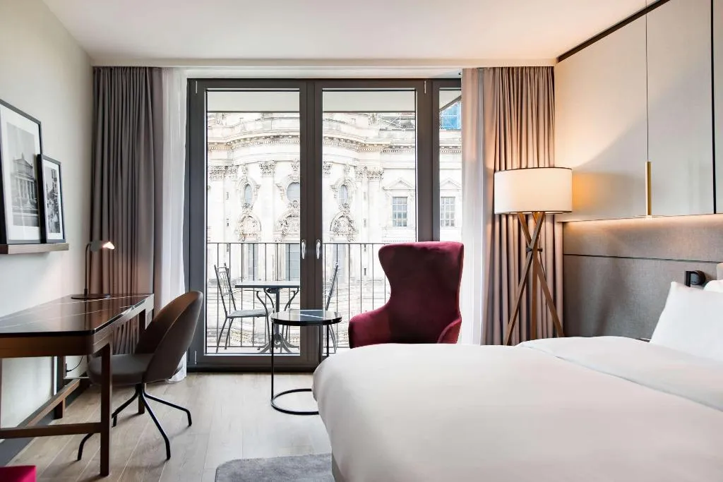 Room, Radisson Collection Hotel, Berlin, Berlin