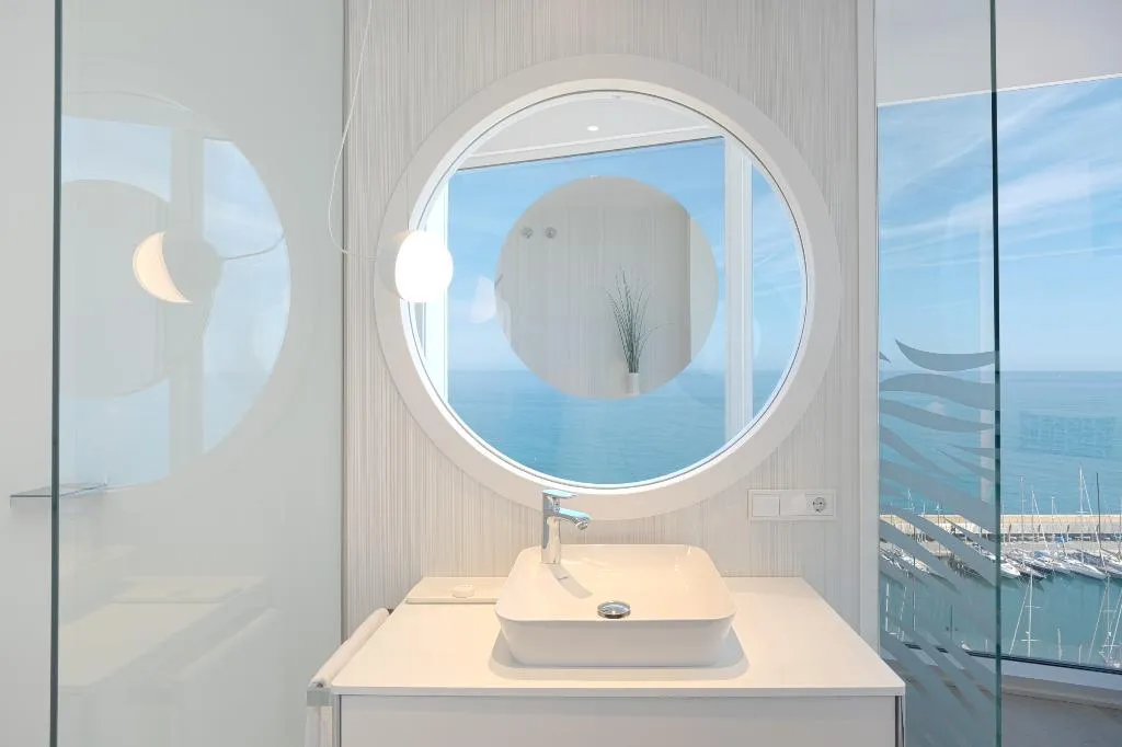 DOUBLE SINGLE USE DELUXE Room, Hotel Marina Badalona, Barcelona