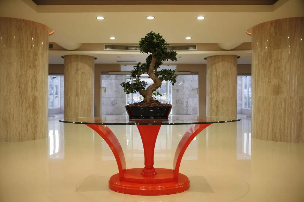 Lobby, Sun Palace, Rhodes
