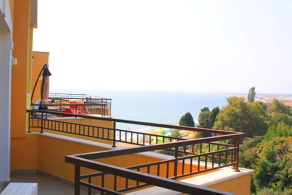 STUDIO SIDE SEA VIEW Room, Menada Grand Resort Apartments, Bourgas