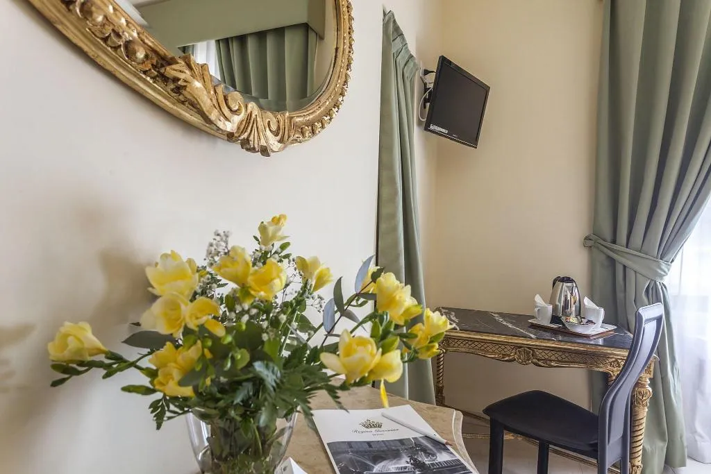 Room, Hotel Regina Giovanna, Rome