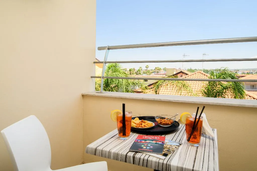 DOUBLE SUPERIOR Room, Hotel La Mela, Naples