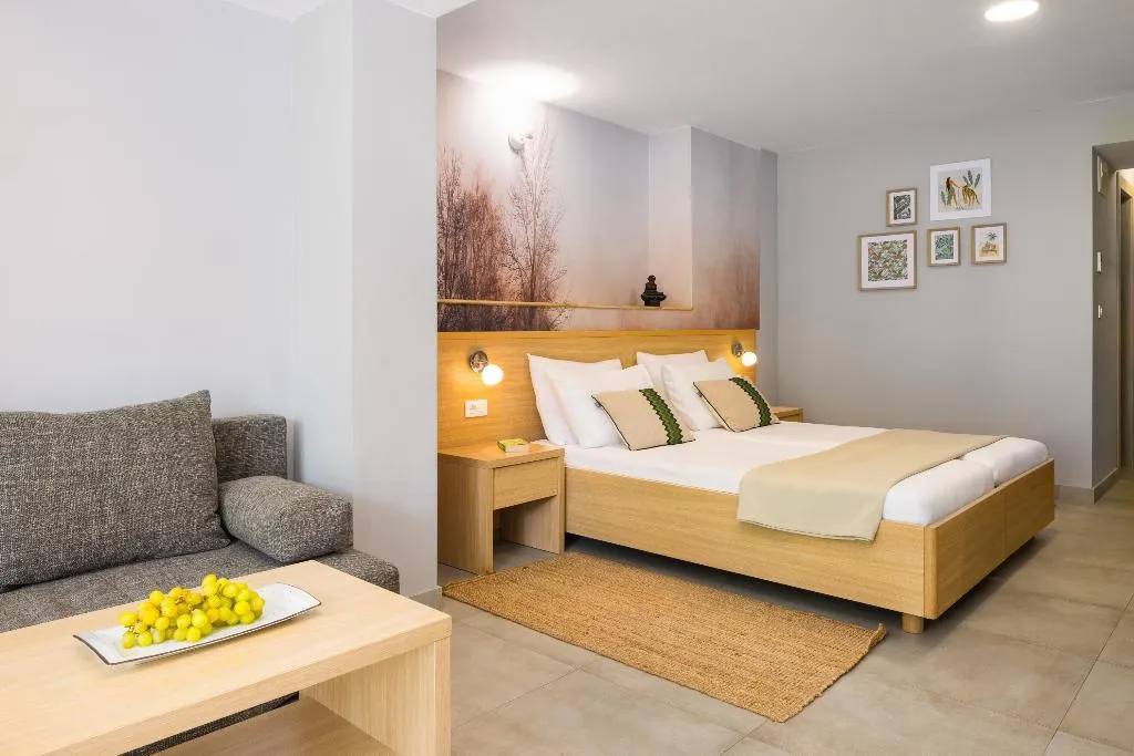 Room SUPERIOR WITH TERRACE Room, Aminess Vival Velaris Resort, Split