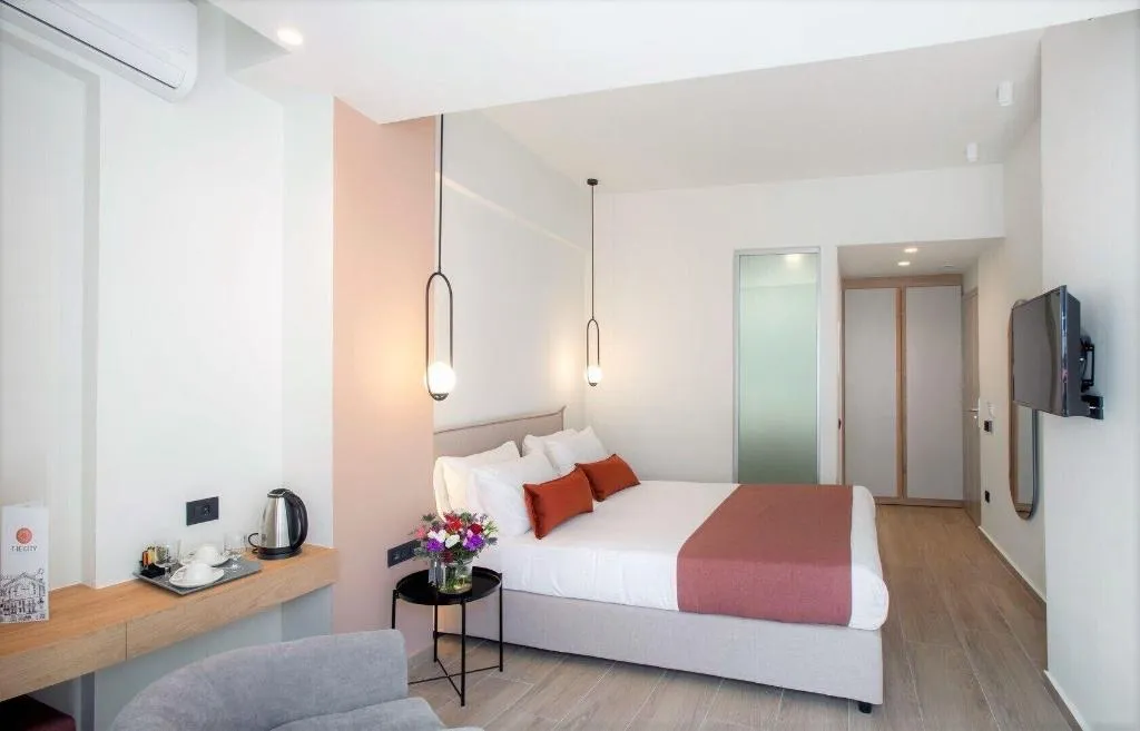 Room, The City Hotel & Suites, Crete