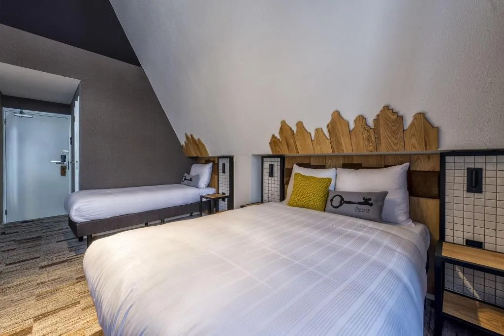 TRIPLE STANDARD Room, Mr Jordaan Hotel, Amsterdam