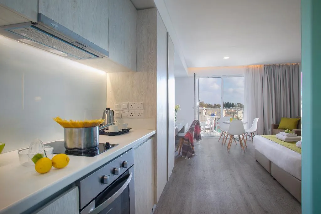 STUDIO DELUXE Room, Anemi Hotel & Suites, Cyprus