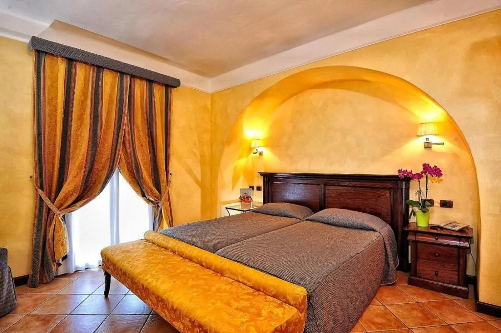 Room, Arbatasar, Cagliari