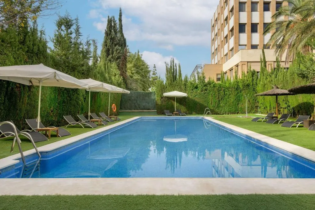 Pool, AC Sevilla Forum, Seville
