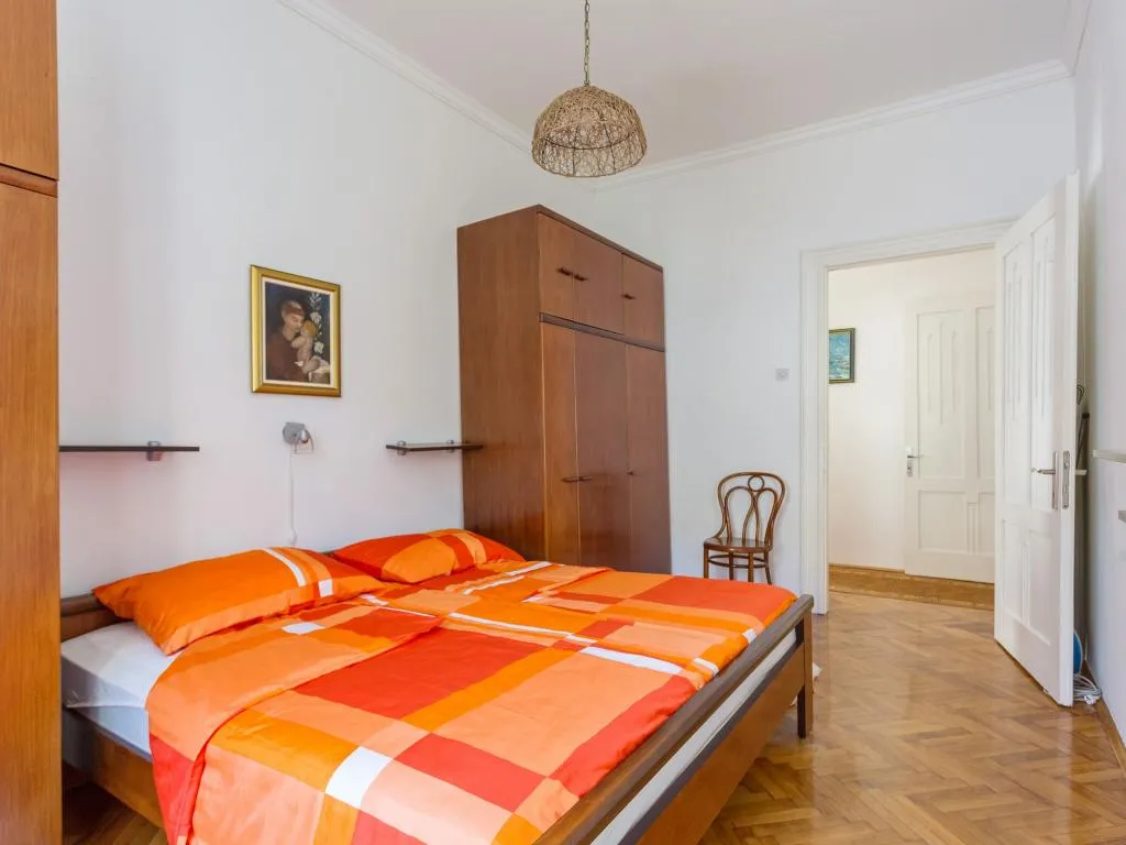 APARTMENT CAPACITY 4 Room, Apartments Mara, Dubrovnik