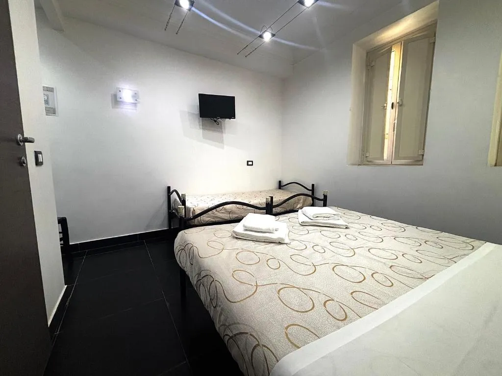 TRIPLE BASIC Room, Palace Rome, Rome