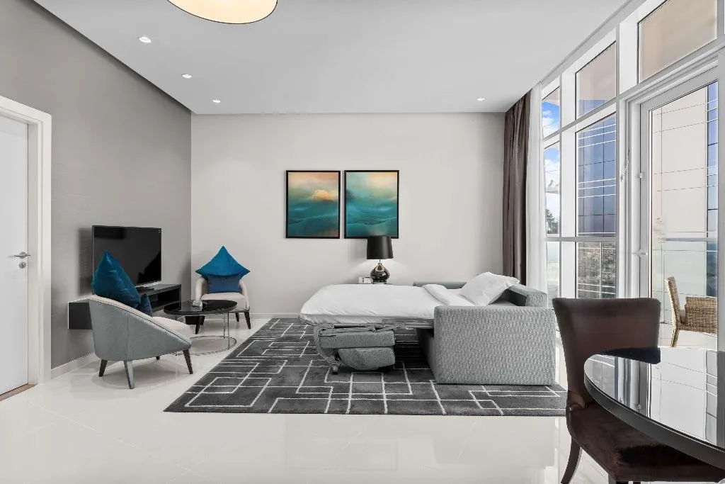Room, Radisson Dubai Damac Hills, Dubai