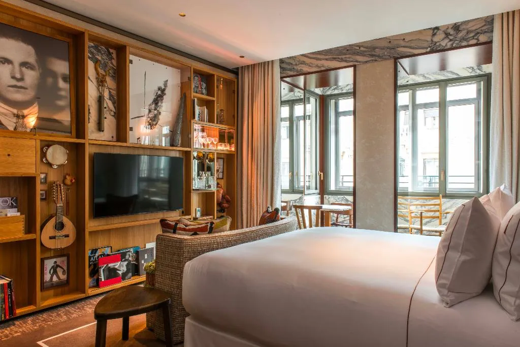 TRIPLE EXECUTIVE Room, Brach Madrid, Madrid