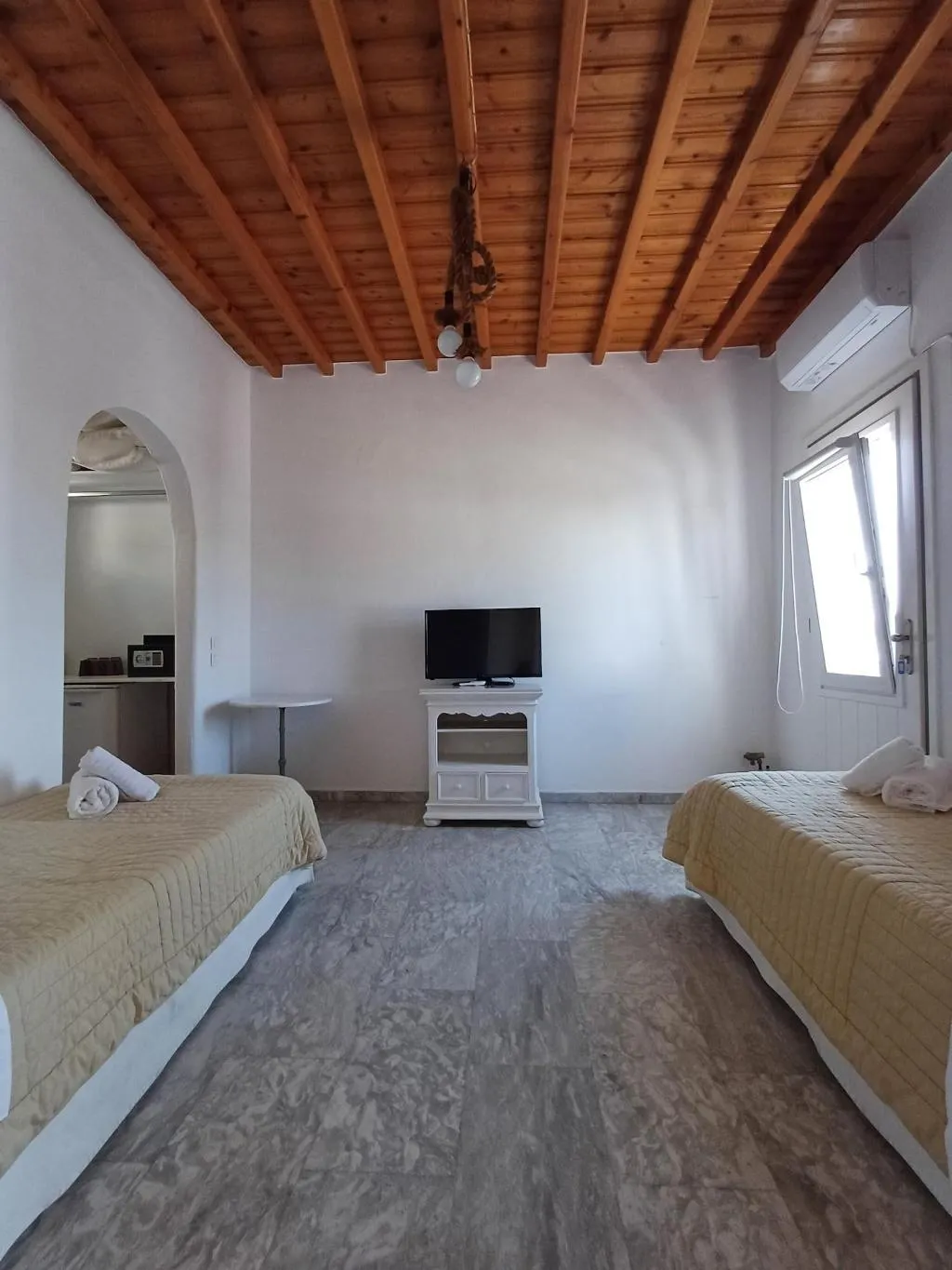 Room, Manos Rooms, Mykonos