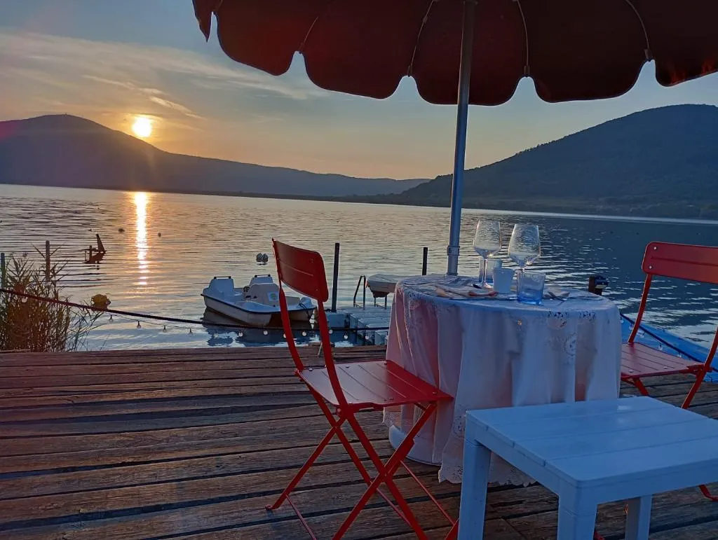 Restaurant, Cottage Beach Vico, Rome