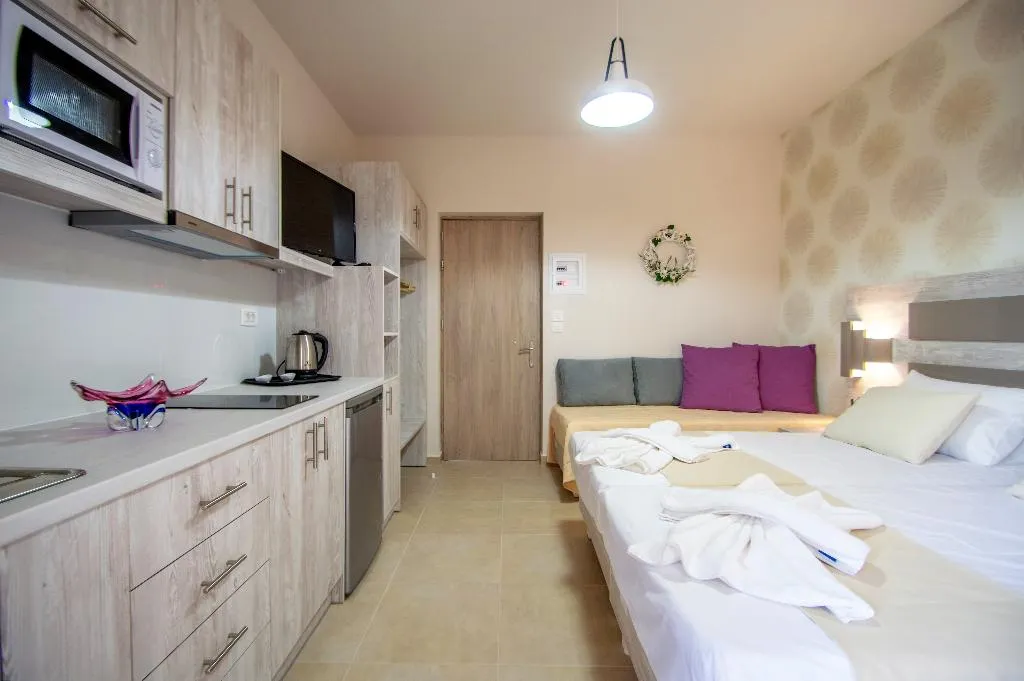 JUNIOR SUITE STANDARD Room, Paradise Apartments, Zante