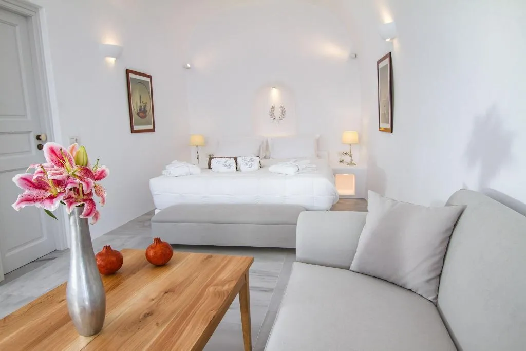 CAVE SEA VIEW Room, Oia Mare Villas, Santorini
