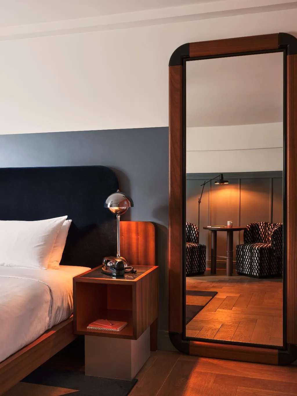 DOUBLE STANDARD Room, The Hoxton Lloyd Amsterdam, Amsterdam