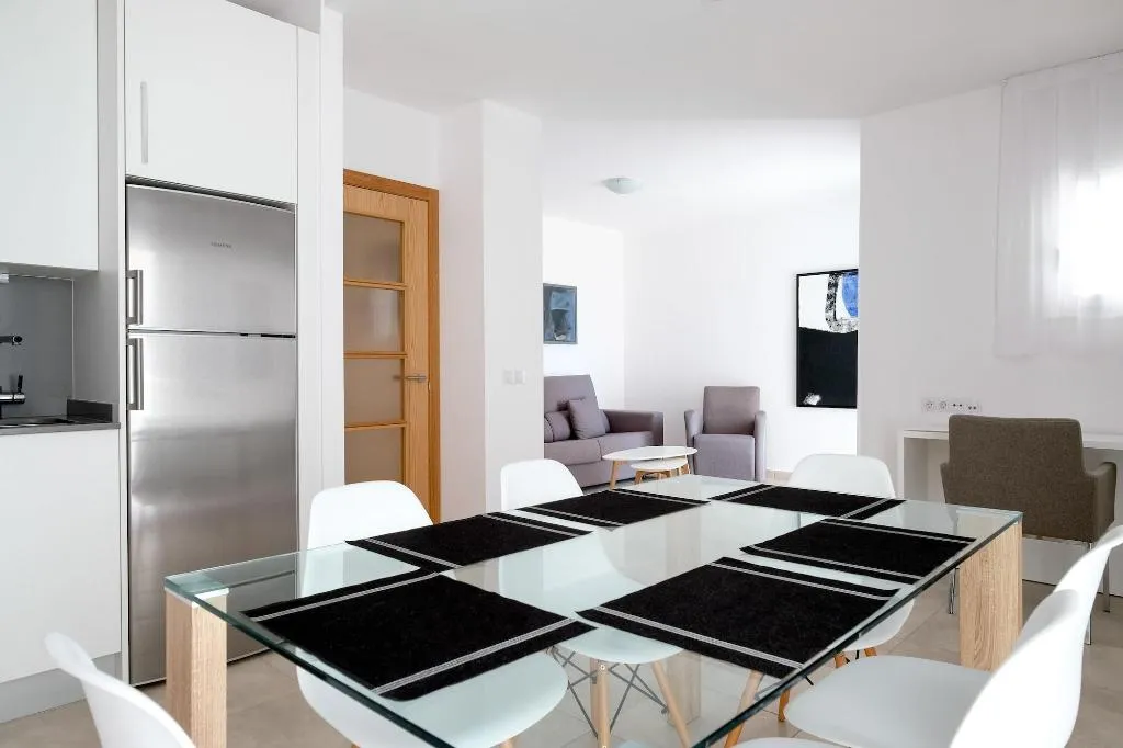 Room, S'Alamera Suites Hotel & Apartments, Ibiza
