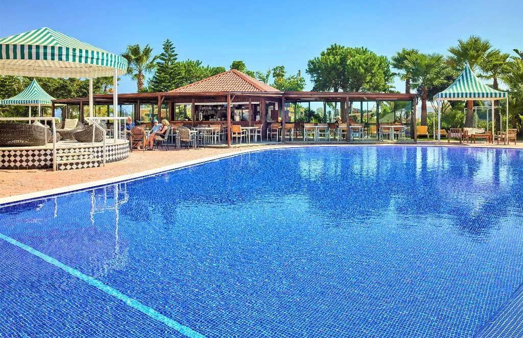 Pool, Hotel Baia Grande, Algarve
