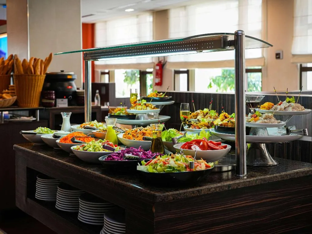 Restaurant, Ibis Tunis, Tunisia