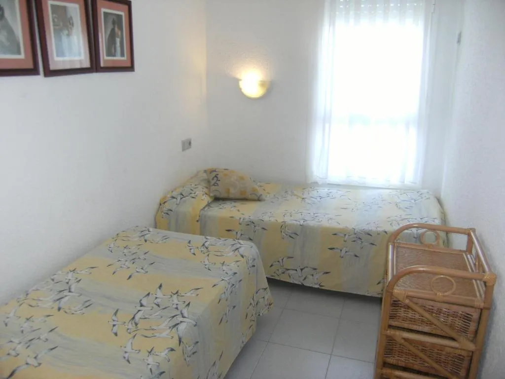 APARTMENT POOL VIEW TWO BEDROOMS Room, Illa Mar d'Or, Costa Brava
