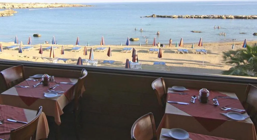 Restaurant, Corallia Beach Hotel Apartments, Cyprus