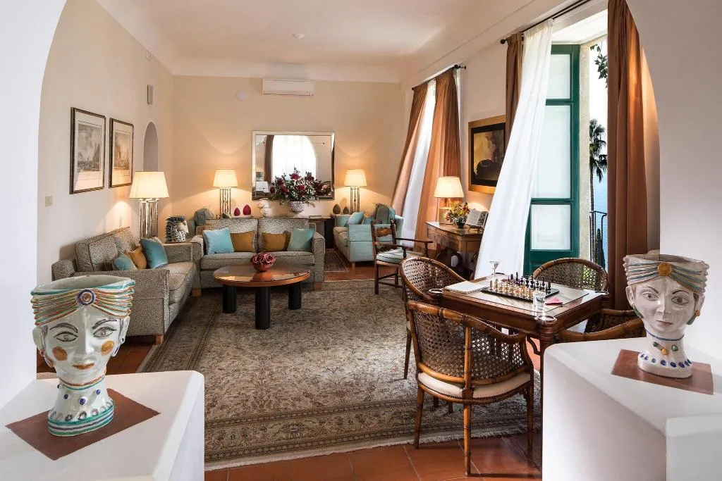 Lobby, Villa Belvedere, Taormina
