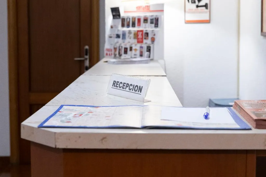 Lobby, Tokio, Madrid