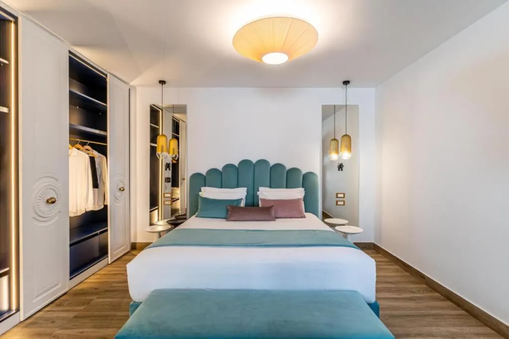 SUITE CAPACITY 2 Room, Cresanto Luxury Suites Santorini, Santorini