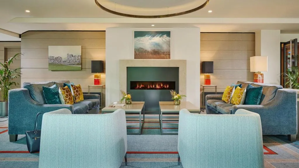 Lobby, Mespil, Dublin