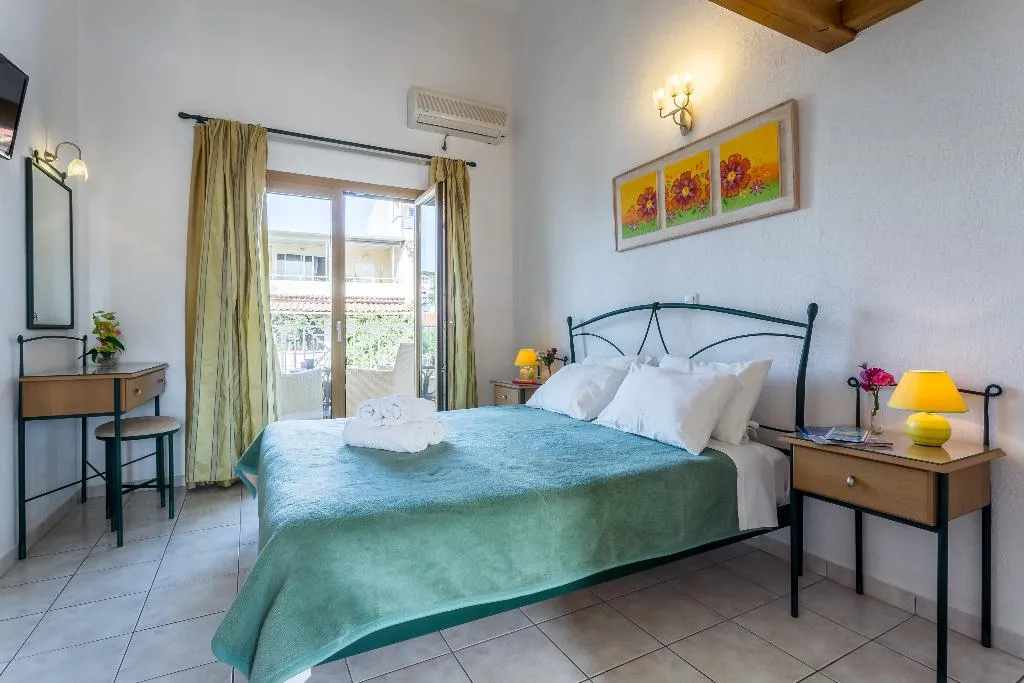 STUDIO CAPACITY 2 Room, Ritsa Apartments, Skiathos