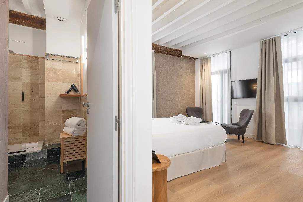 Double or Twin WITH TERRACE Room, Brondo Architect, Majorca