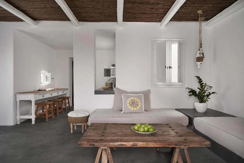 SUITE ONE BEDROOM Room, Makris Beach Hotel, Santorini