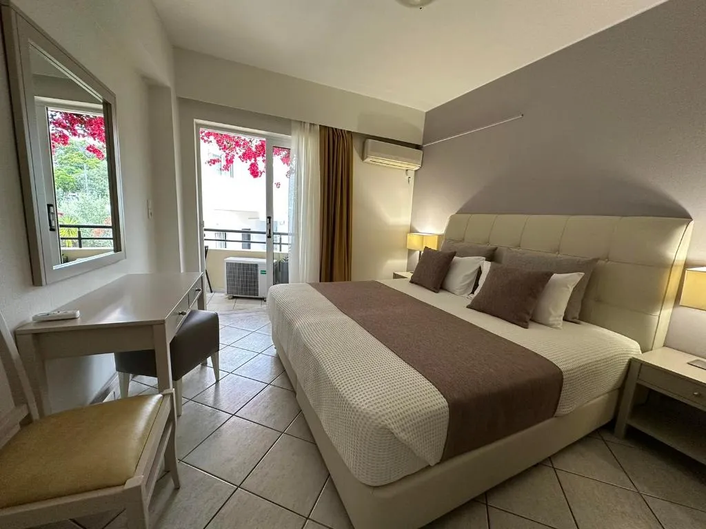 Double or Twin CAPACITY 2 Room, Faedra Beach, Crete
