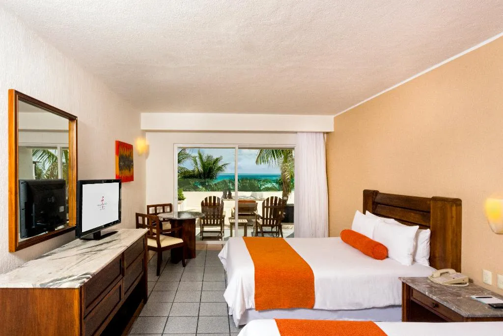 TRIPLE OCEAN VIEW Room, Flamingo Cancun All Inclusive, Cancun Area