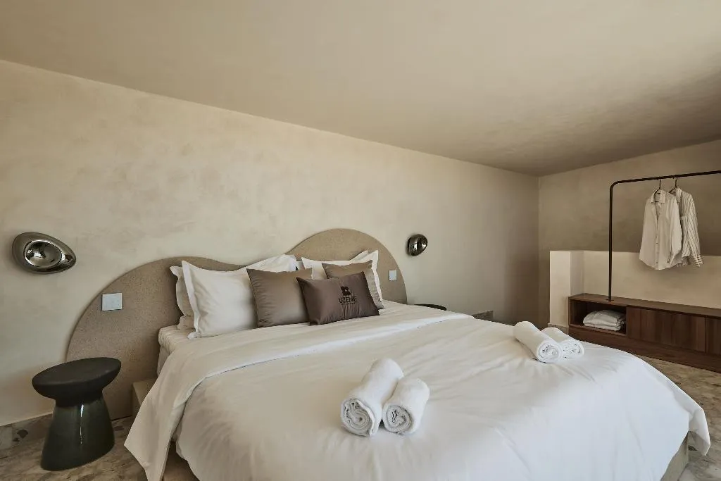 SUITE WITH JACUZZI Room, Uzenie All Suites Boutique Resort, Crete