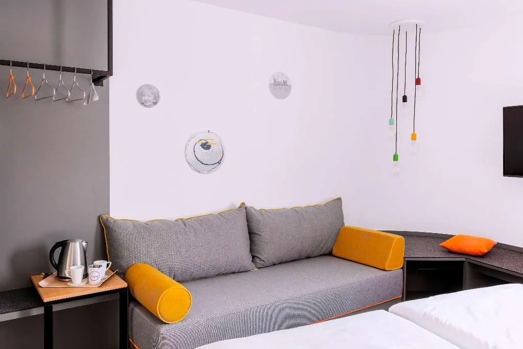 Room STANDARD Room, Vienna House Easy by Wyndham Cracow, Krakow