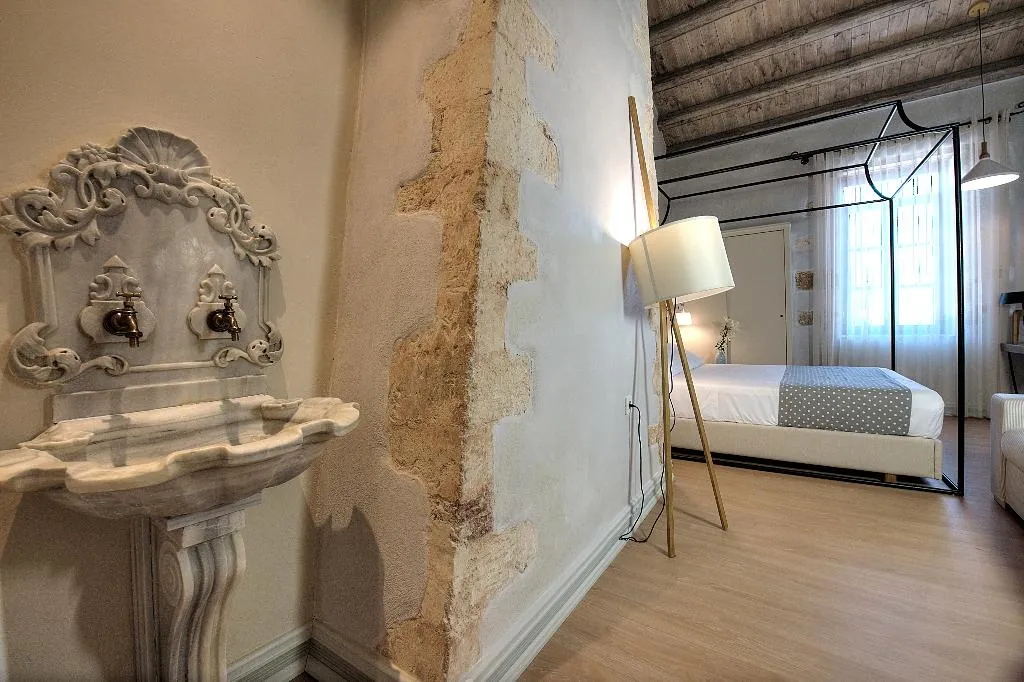 DOUBLE CLASSIC Room, Elia Zampeliou Boutique Hotel, Crete