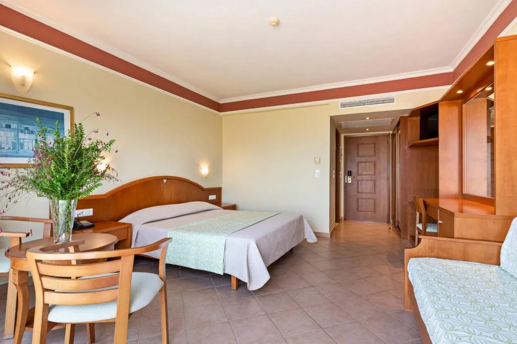 Double or Twin SIDE SEA VIEW Room, Hydramis Palace Beach Resort, Crete