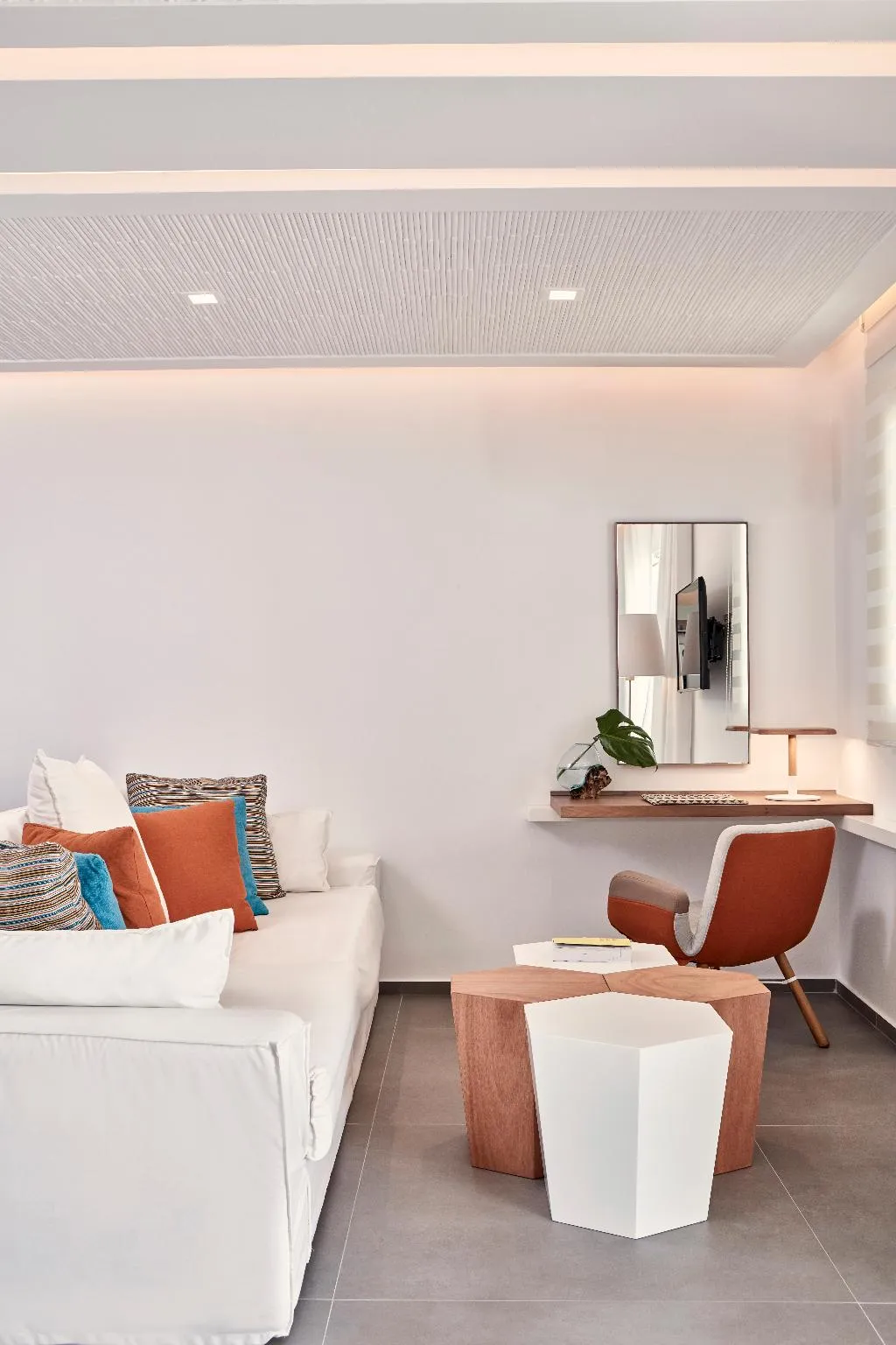 JUNIOR SUITE WITH JACUZZI Room, Myconian Korali Relais & Chateaux, Mykonos