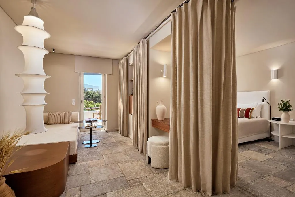 SUITE DELUXE GARDEN VIEW Room, Mykonos Theoxenia, a Member of Design Hotels, Mykonos