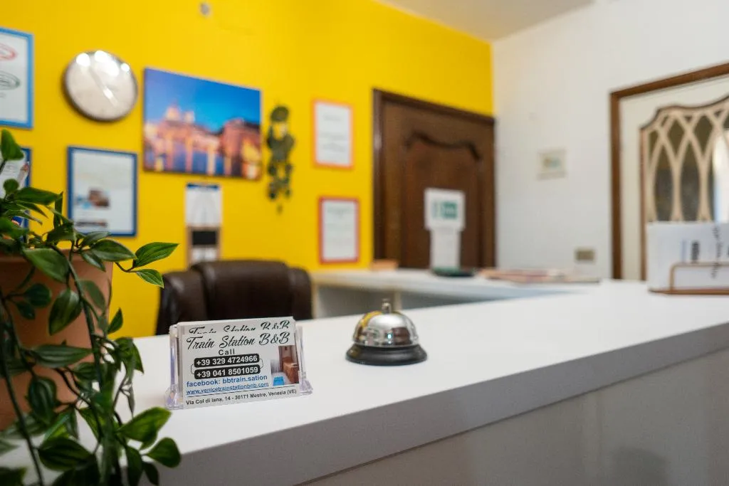 Lobby, Guest House Train Station, Venice