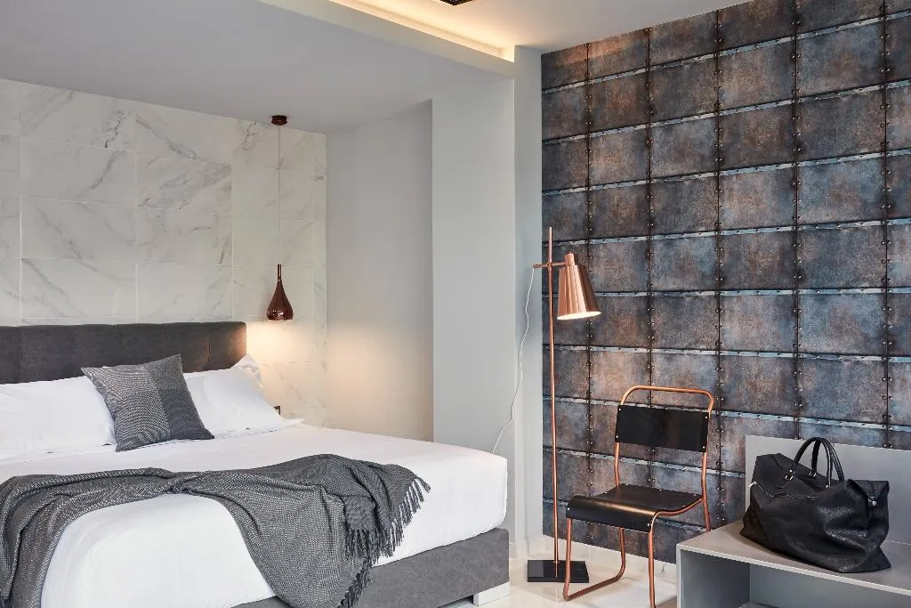 SUITE DELUXE Room, 18 Micon Street, Athens